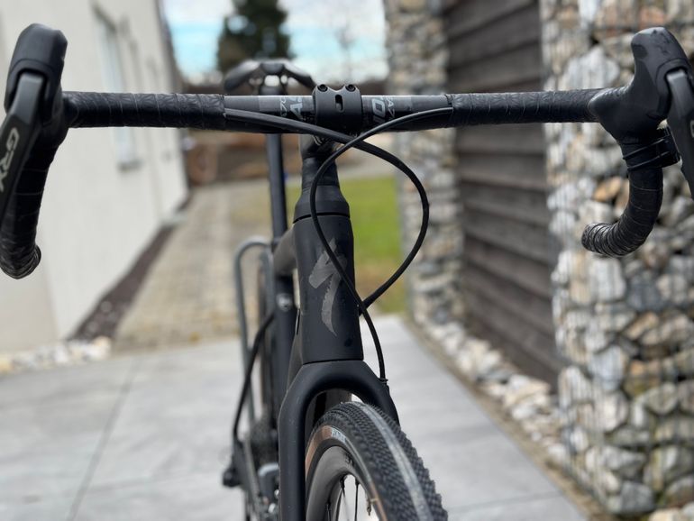 Used Specialized Diverge Comp Carbon 2021 Road & Gravel, Black — image 5 of 10