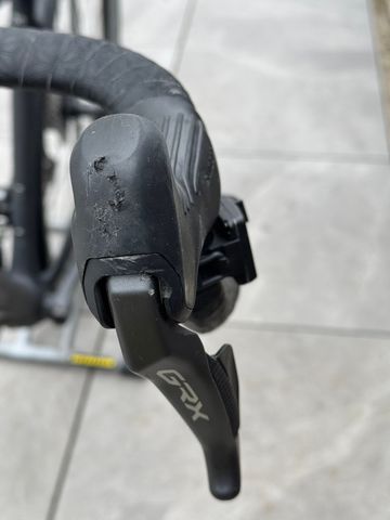 Used Specialized Diverge Comp Carbon 2021 Road & Gravel, Black — image 4 of 10