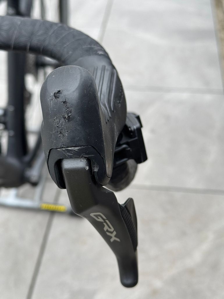 Used Specialized Diverge Comp Carbon 2021 Road & Gravel, Black — image 4 of 10