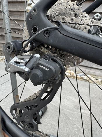 Used Specialized Diverge Comp Carbon 2021 Road & Gravel, Black — image 3 of 10