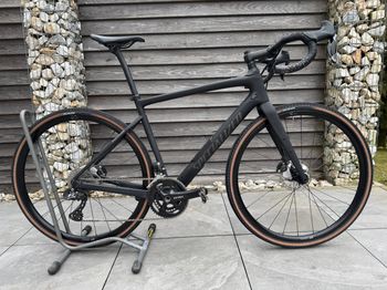 Used Specialized Diverge Comp Carbon 2021 Road & Gravel, Black — image 1 of 10