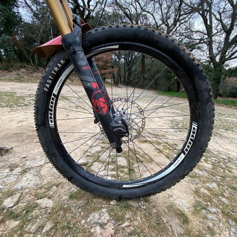 Used YT Industries YT noton 2014 Mountainbike, White — image 2 of 17
