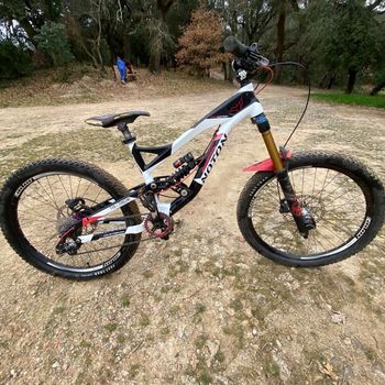 Used YT Industries YT noton 2014 Mountainbike, White — image 1 of 17
