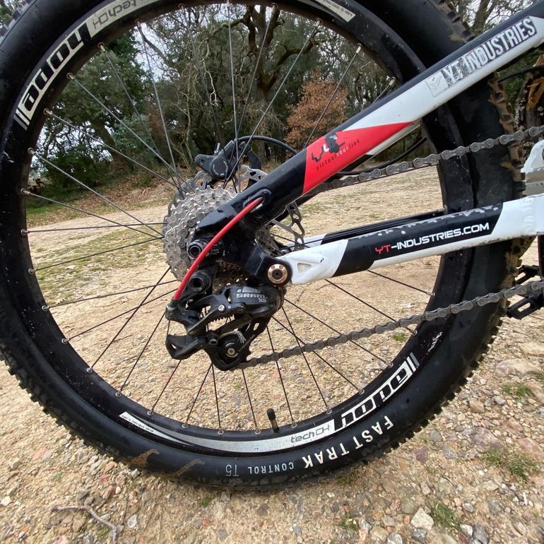 Used YT Industries YT noton 2014 Mountainbike, White — image 14 of 17