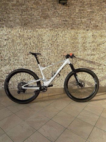Used Scott Spark RC Pro 2022 2022 Mountainbike, White, 29 — image 1 of 7