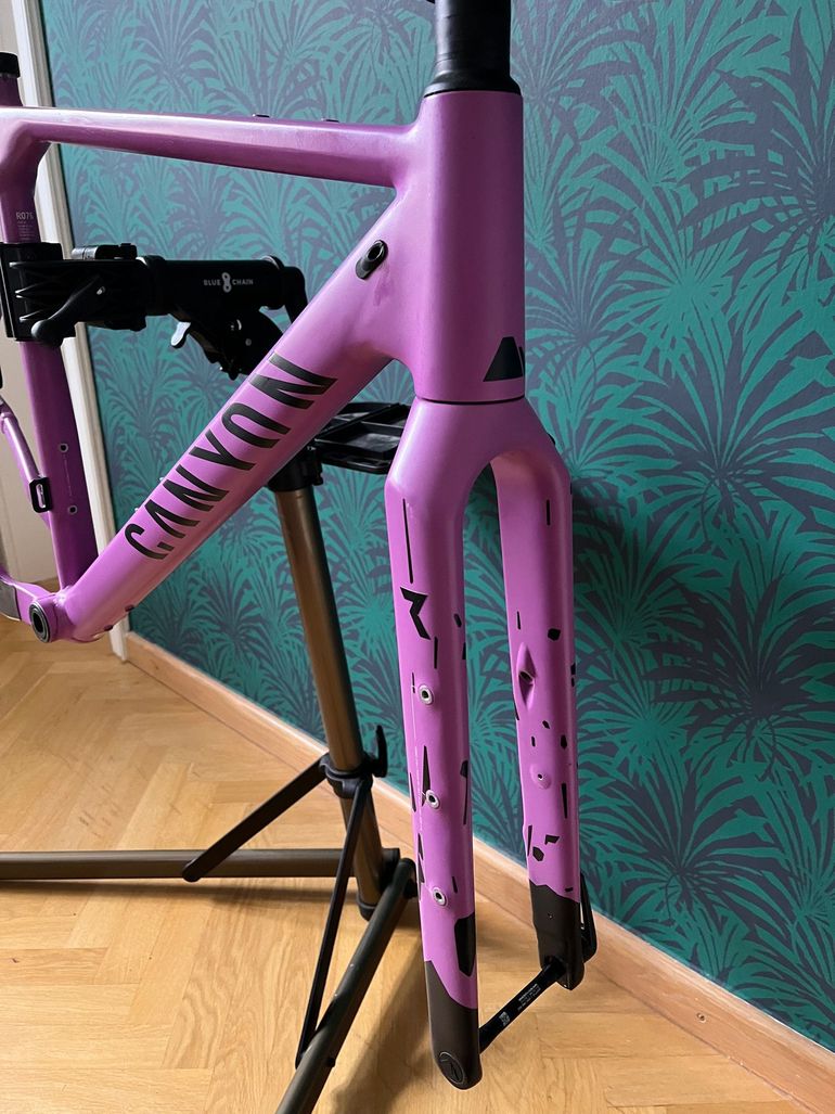Used Canyon Grizl 7 RAW 1by 2023 Frameset 2023 Road & Gravel, Violett — image 2 of 7