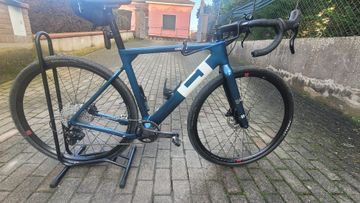 3T Exploro TEAM Ekar 1x13 2023 2023 Road & Gravel usato, Blu — immagine 2 di 9