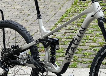 Used Marin Alpine Trail XR 2024 Frameset 2024 Mountainbike, Light Gray, 27.5 — image 1 of 3