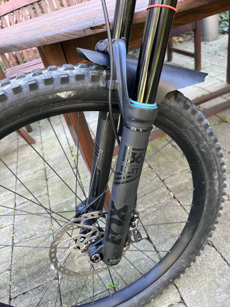 Brugt Rocky Mountain Altitude Carbon 70 2020 2020 Mountainbike — billede 9 af 18