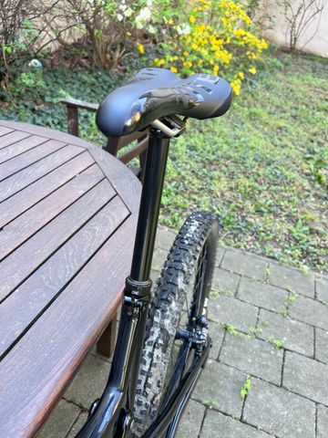 Brugt Rocky Mountain Altitude Carbon 70 2020 2020 Mountainbike — billede 8 af 18