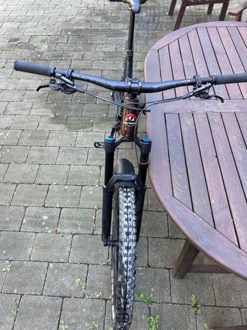 Brugt Rocky Mountain Altitude Carbon 70 2020 2020 Mountainbike — billede 4 af 18