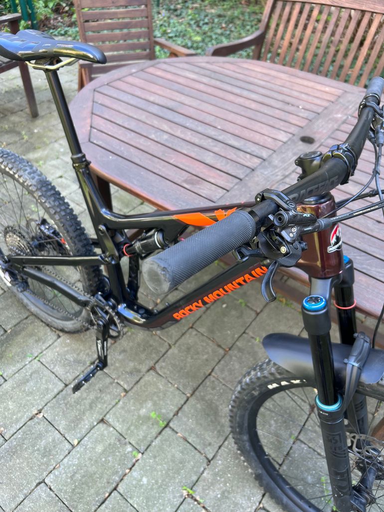 Brugt Rocky Mountain Altitude Carbon 70 2020 2020 Mountainbike — billede 11 af 18