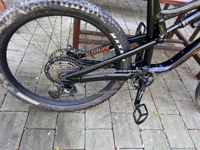 Brugt Rocky Mountain Altitude Carbon 70 2020 2020 Mountainbike — billede 10 af 18