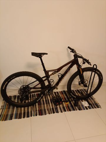 Brugt Orbea OIZ M-TEAM AXS 2024 2024 Mountainbike — billede 2 af 6