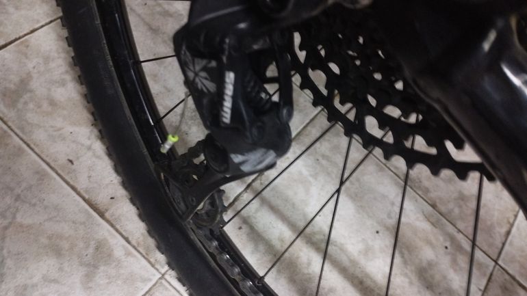 Used Cannondale Trigger 4 2017 2017 Mountainbike, White, 27.5 — image 6 of 8