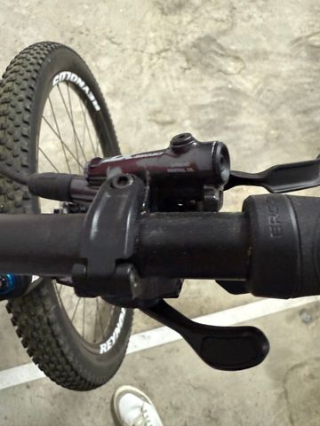 Brugt Canyon Lux World Cup CF 7 2022 2022 Mountainbike — billede 11 af 11