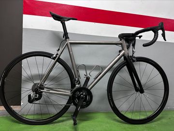 Used NO-LOGO ANGEL CYCLEWORKS CLASS 2015 Road & Gravel, Light Gray — image 2 of 9