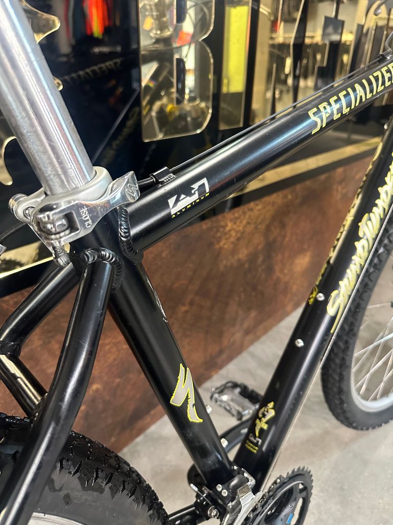 Used Specialized STUMJUMPER FS A1 1996 Mountainbike, Black — image 4 of 6
