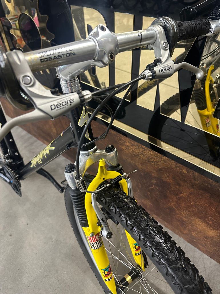 Used Specialized STUMJUMPER FS A1 1996 Mountainbike, Black — image 3 of 6