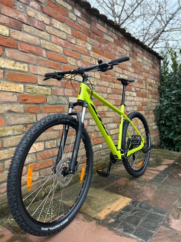 Used KTM CHICAGO 292 2023 2023 Mountainbike, Green, 700 — image 7 of 9