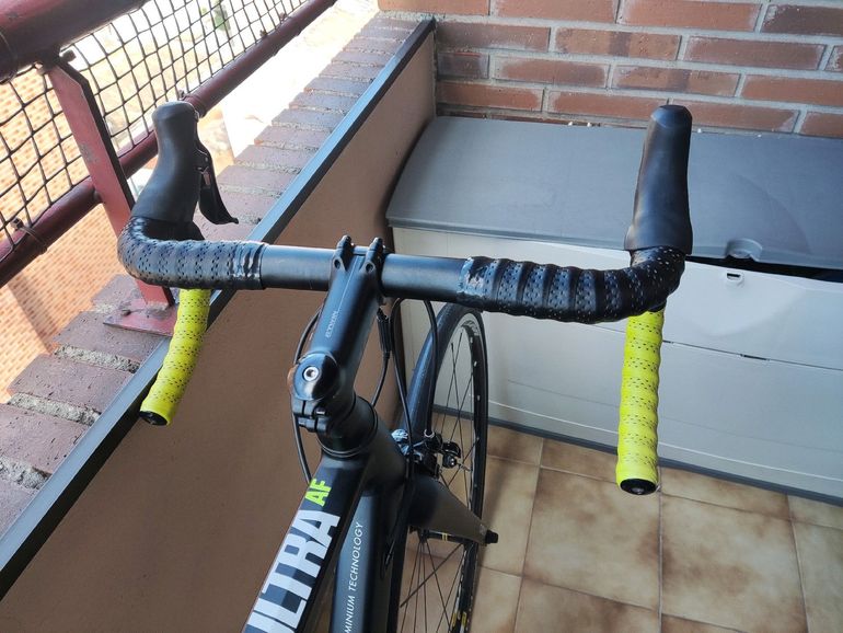 Used B’TWIN Second Hand Road Bike Ultra 900 AF - / 2019 Road & Gravel, Black — image 2 of 10