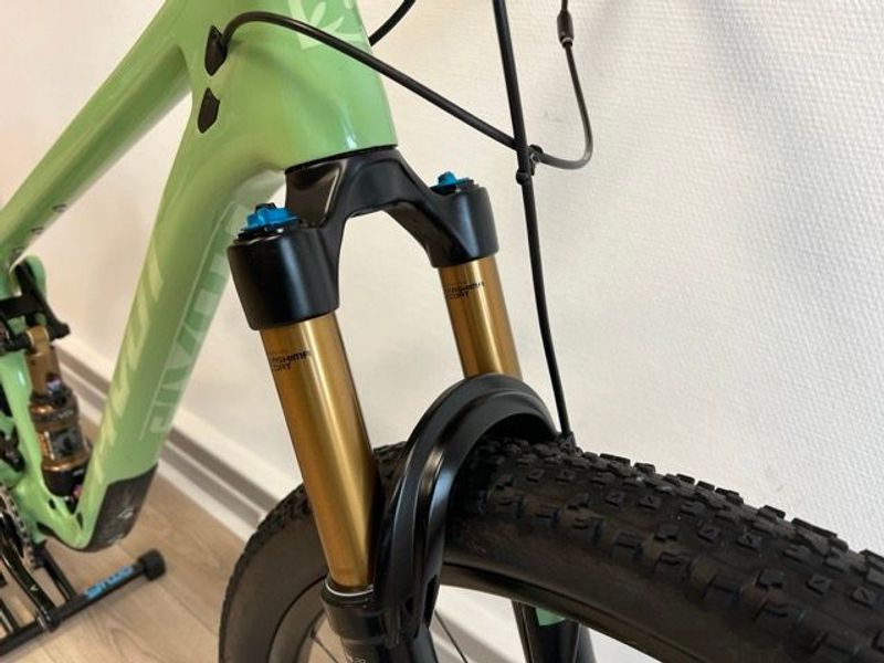 Used Pivot Mach 4 SL Team XX1 AXS 2024 Mountainbike, Green — image 5 of 8
