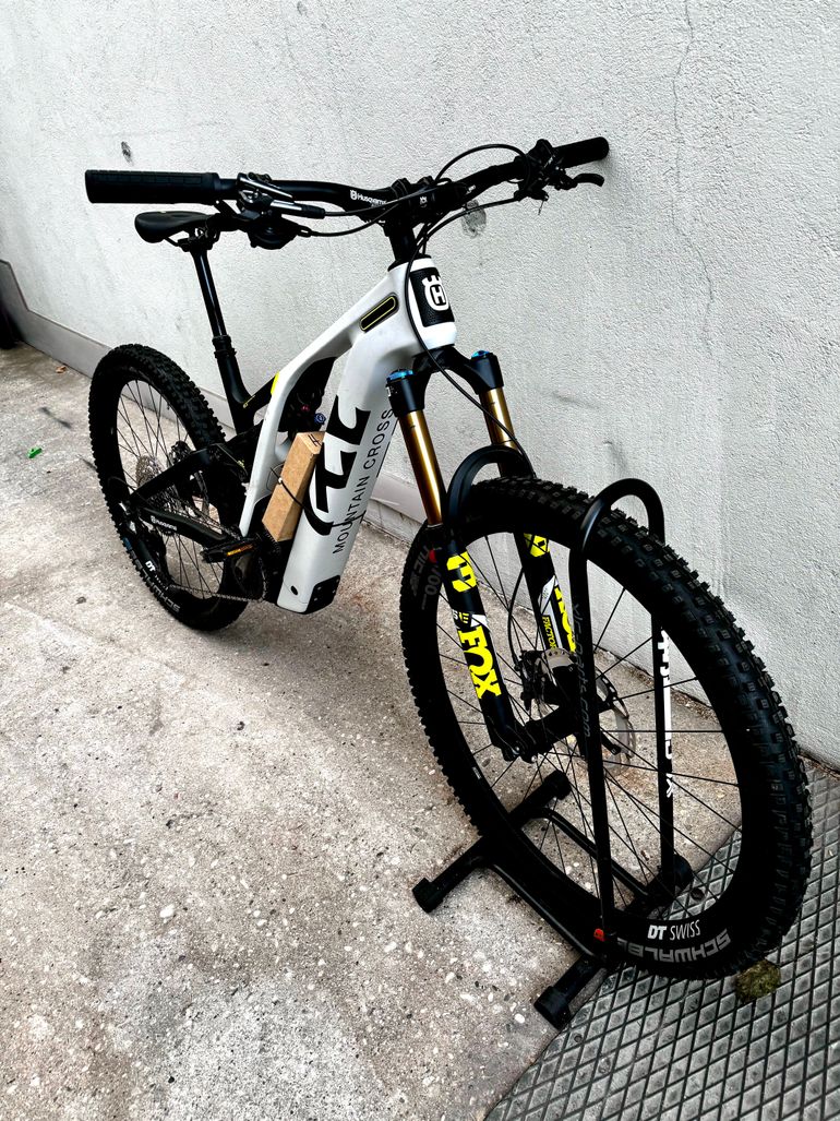 Gebrauchtes Husqvarna mc6 2024 Mountainbike, Weiß, Verschieden — Bild 2 von 3