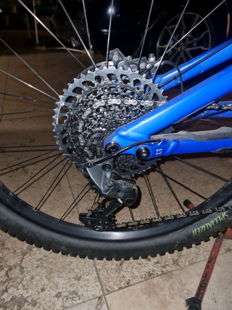 Used Specialized Turbo Levo Alloy 2022 2022 Mountainbike, Blue, 29, 27.5 — image 3 of 4