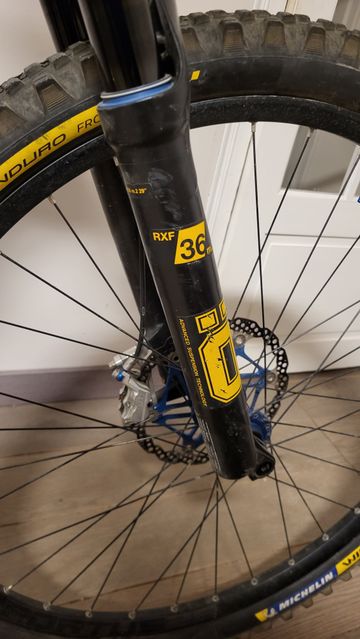 Hope Technology HB.130 FR 2021 2021 Mountainbike de segunda mano, Negro — imagen 8 de 11