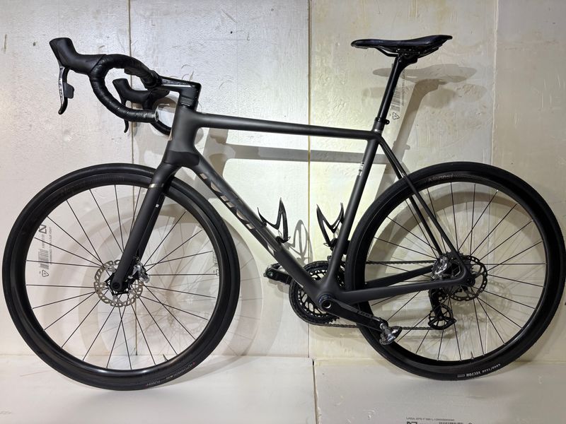 Used MMR Adrenaline SRAM Red eTap AXS 2025 Road & Gravel