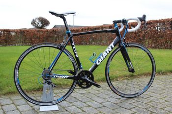Used Giant TCR Composite 2011 2011 Road & Gravel, Schwarz — image 1 of 8