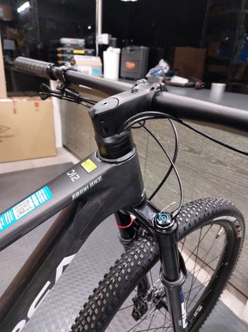 Używany Orbea OIZ M21 2024 2024 Mountainbike — zdjęcie 3 z 5