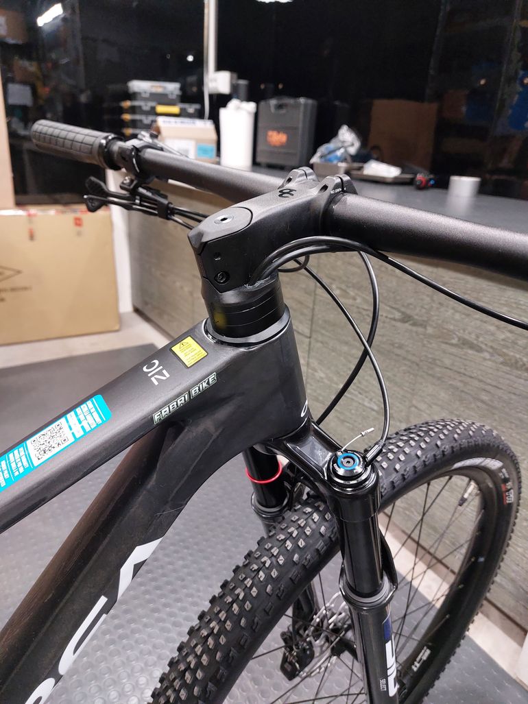 Brugt Orbea OIZ M21 2024 2024 Mountainbike — billede 3 af 5