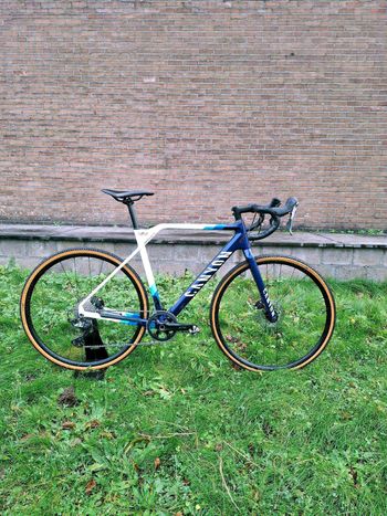 Used Canyon Inflite CF SL 6 2022 2022 Road & Gravel, White — image 1 of 17