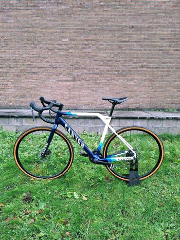 Used Canyon Inflite CF SL 6 2022 2022 Road & Gravel, White — image 2 of 17
