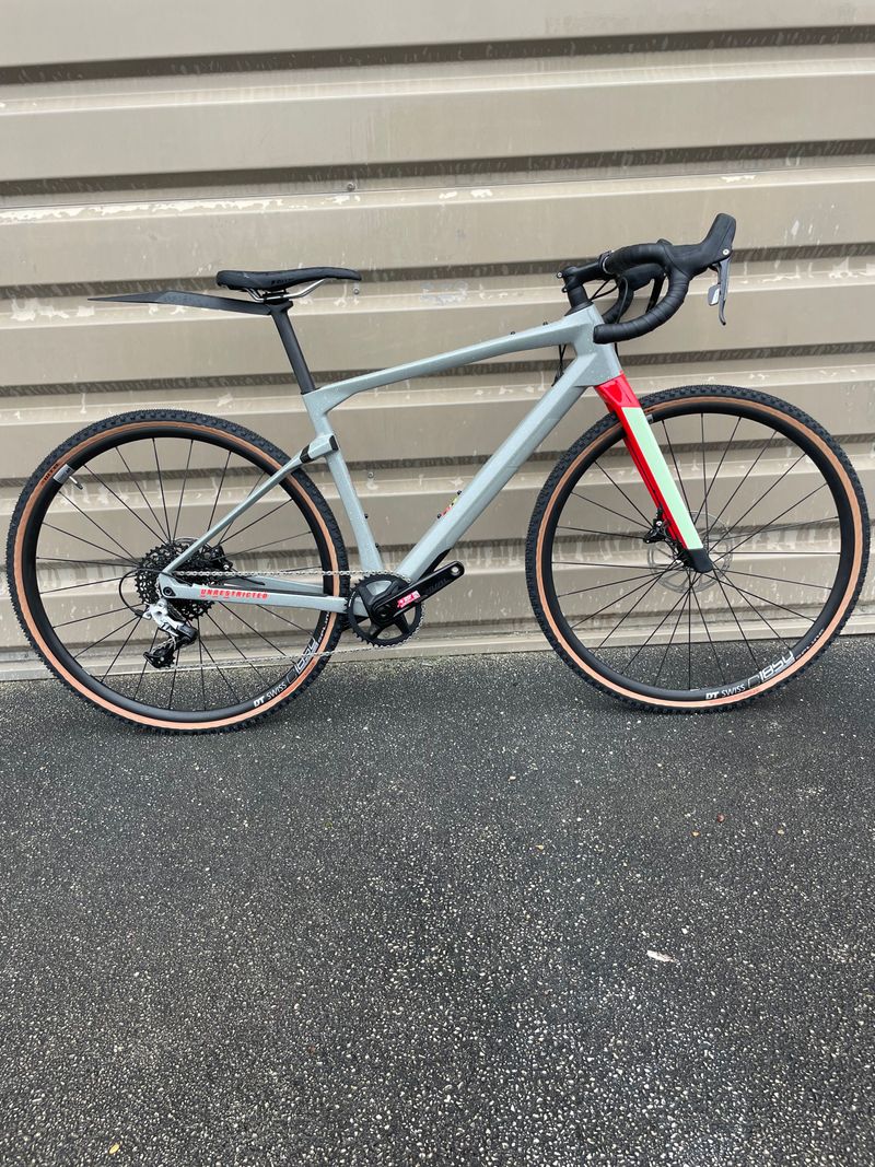 Tweedehands BMC URS ONE 2023 2023 Road & Gravel — afbeelding 1 van 4