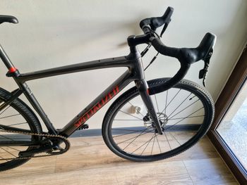 Używany Specialized Diverge SRAM Apex 2022 Road & Gravel — zdjęcie 2 z 12