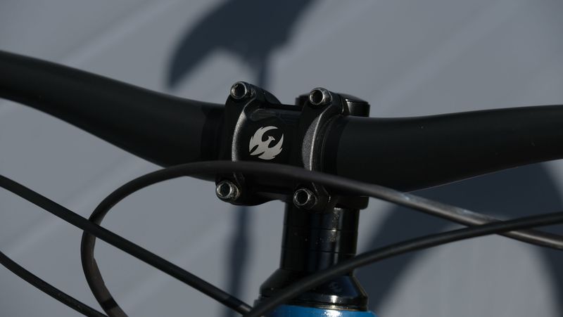 Używany Pivot Shuttle SL Pro X01 2022 2022 Mountainbike — zdjęcie 8 z 13
