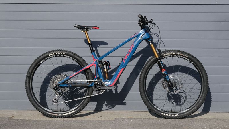 Używany Pivot Shuttle SL Pro X01 2022 2022 Mountainbike — zdjęcie 1 z 13