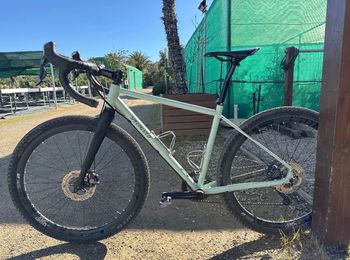 Used Specialized Sequoia Elite 2020 2020 Road & Gravel, Green — image 4 of 4