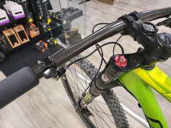 Used Cannondale F-Si Carbon 2 2018 2018 Mountainbike, Green, 27.5, 29 — image 6 of 8