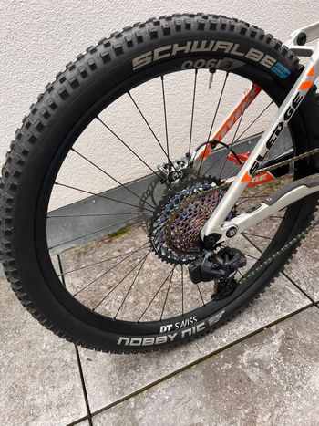 Used Stevens Sledge Max 2018 Mountainbike, Light Gray — image 12 of 15