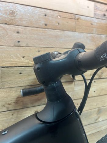 Używany Specialized Diverge STR Expert 2023 Road & Gravel — zdjęcie 6 z 8