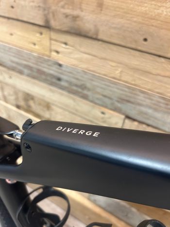 Używany Specialized Diverge STR Expert 2023 Road & Gravel — zdjęcie 5 z 8
