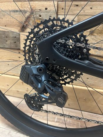 Używany Specialized Diverge STR Expert 2023 Road & Gravel — zdjęcie 2 z 8