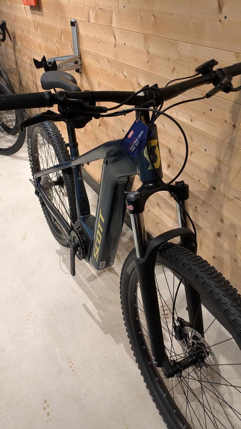 Used Scott Aspect eRIDE 930 2023 2023 Mountainbike, Black, 29 — image 3 of 3