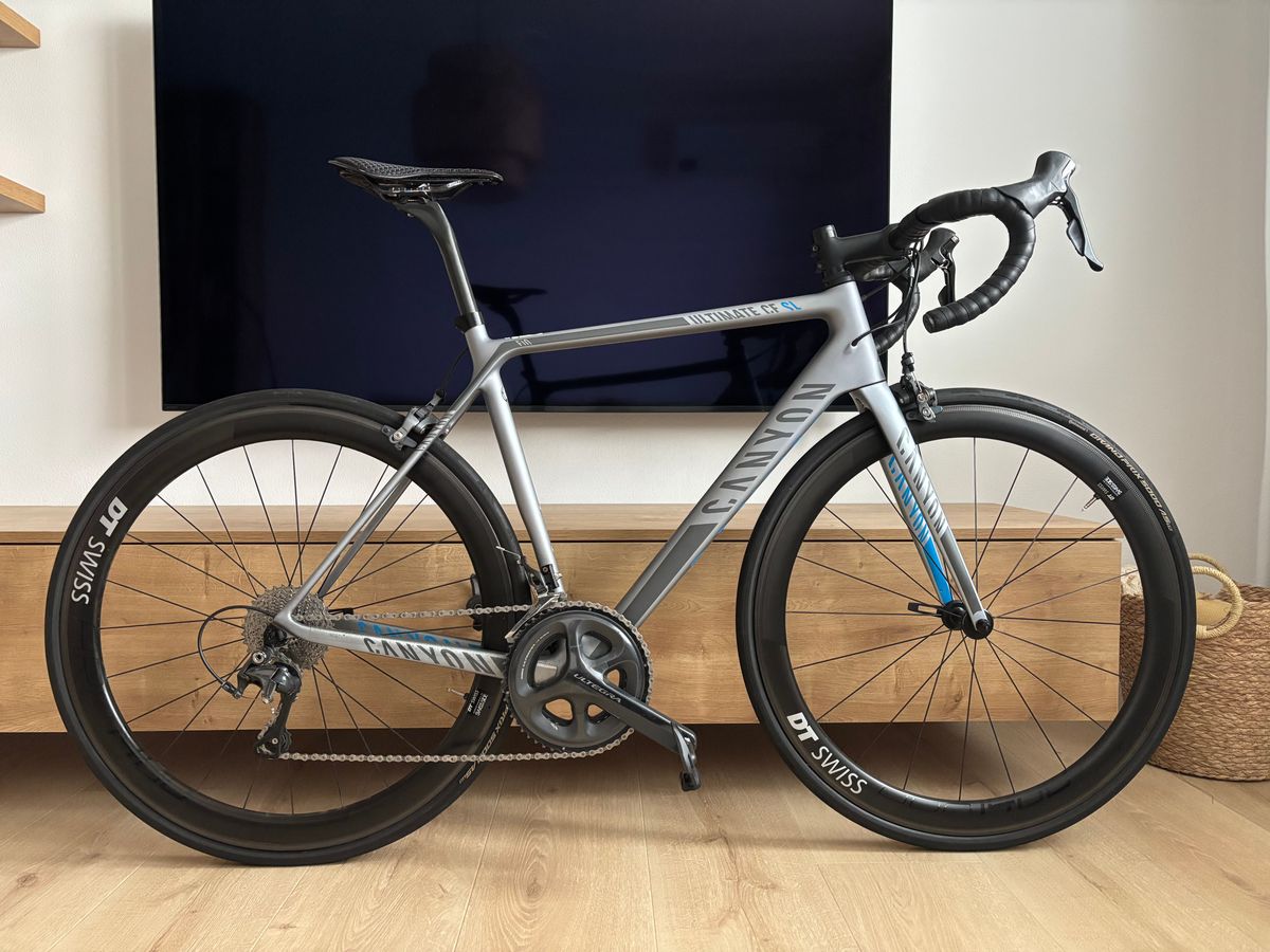 CANYONロードバイク Canyonultimate cf sl 9.0 54 c0bff468-a80c-4d47-99dc-