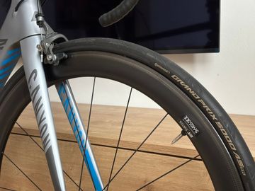 Used Canyon Ultimate CF SL 9.0 7, 45kg 2016 Road & Gravel, Light Gray — image 2 of 4