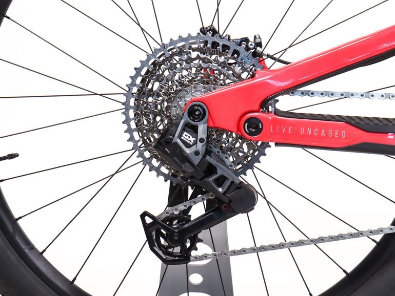Used YT Industries 2024 / Jeffsy 29 HM CORE 4 / Crimson Red / L 2024 Mountainbike, Rojo — image 3 of 8