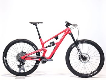 Used YT Industries 2024 / Jeffsy 29 HM CORE 4 / Crimson Red / L 2024 Mountainbike, Rojo — image 1 of 8